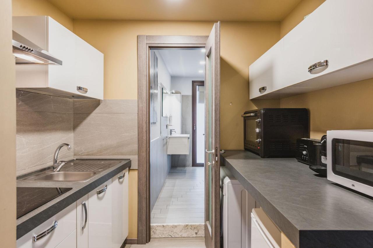 Ursino Apartment With Balcony By Wonderful Italy Catánia Buitenkant foto